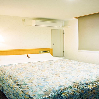 ダブルベッドルーム